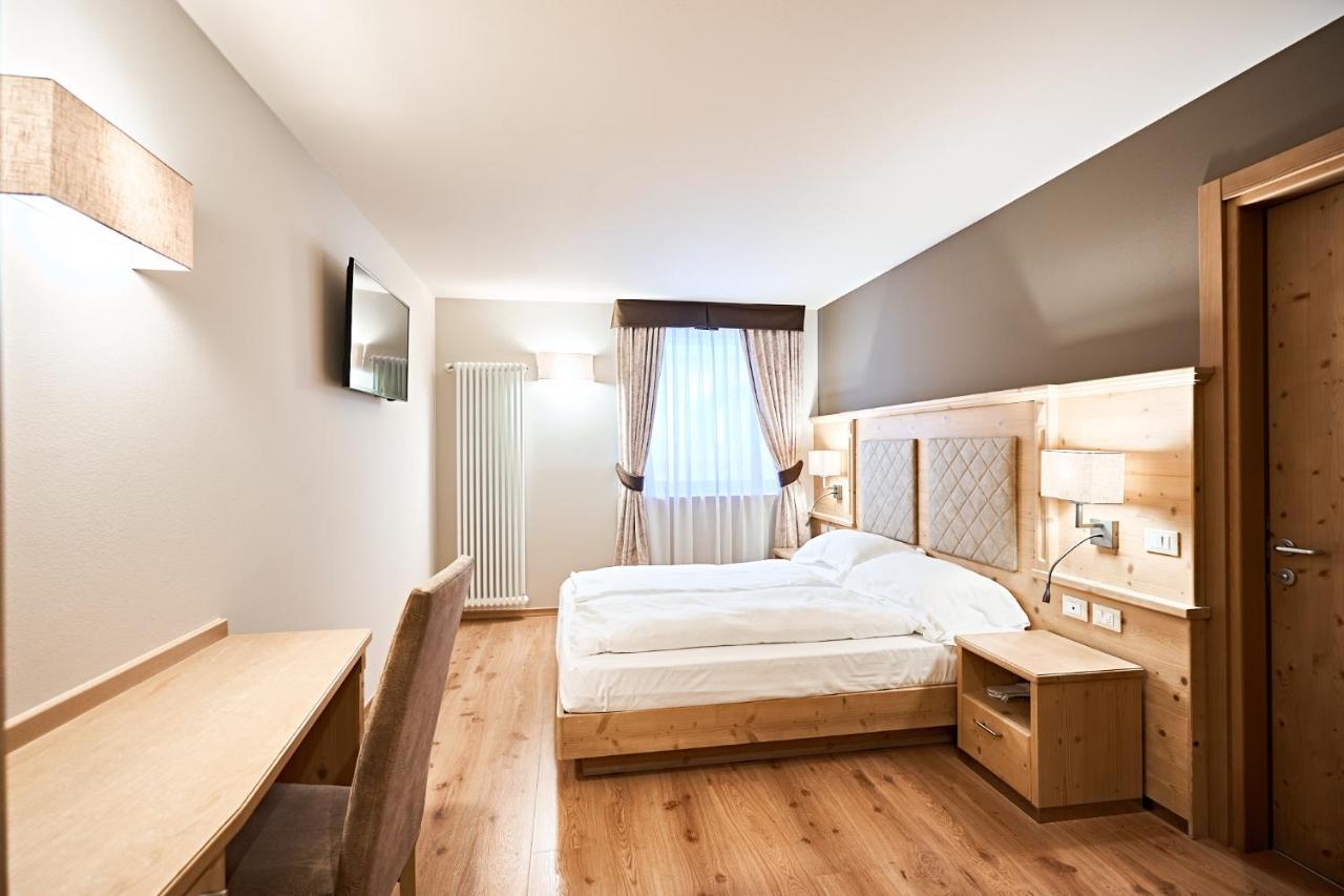 Hotel Crozzon Madonna Extérieur photo