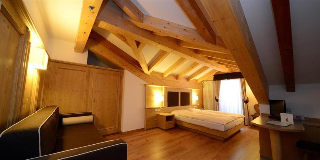 Hotel Crozzon Madonna Extérieur photo